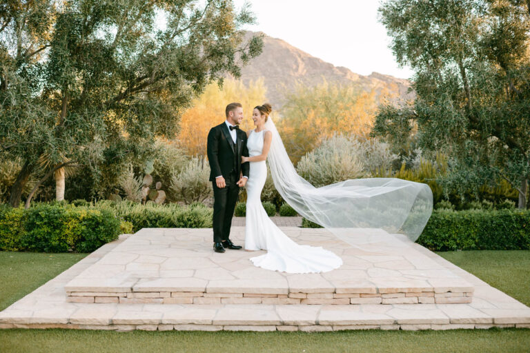 Charming Scottsdale Arizona El Chorro Wedding // Anne + Brad