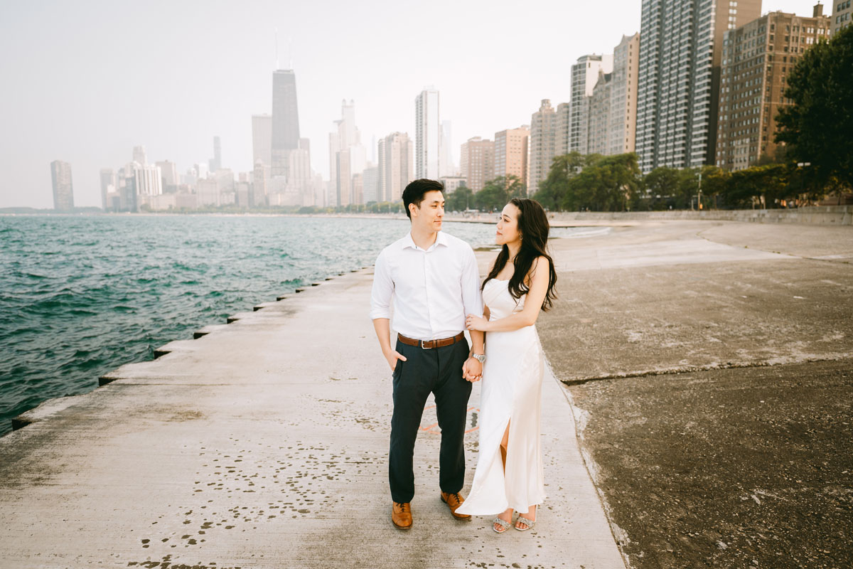 vibrant chicago engagement photographer north avenue beach engagement