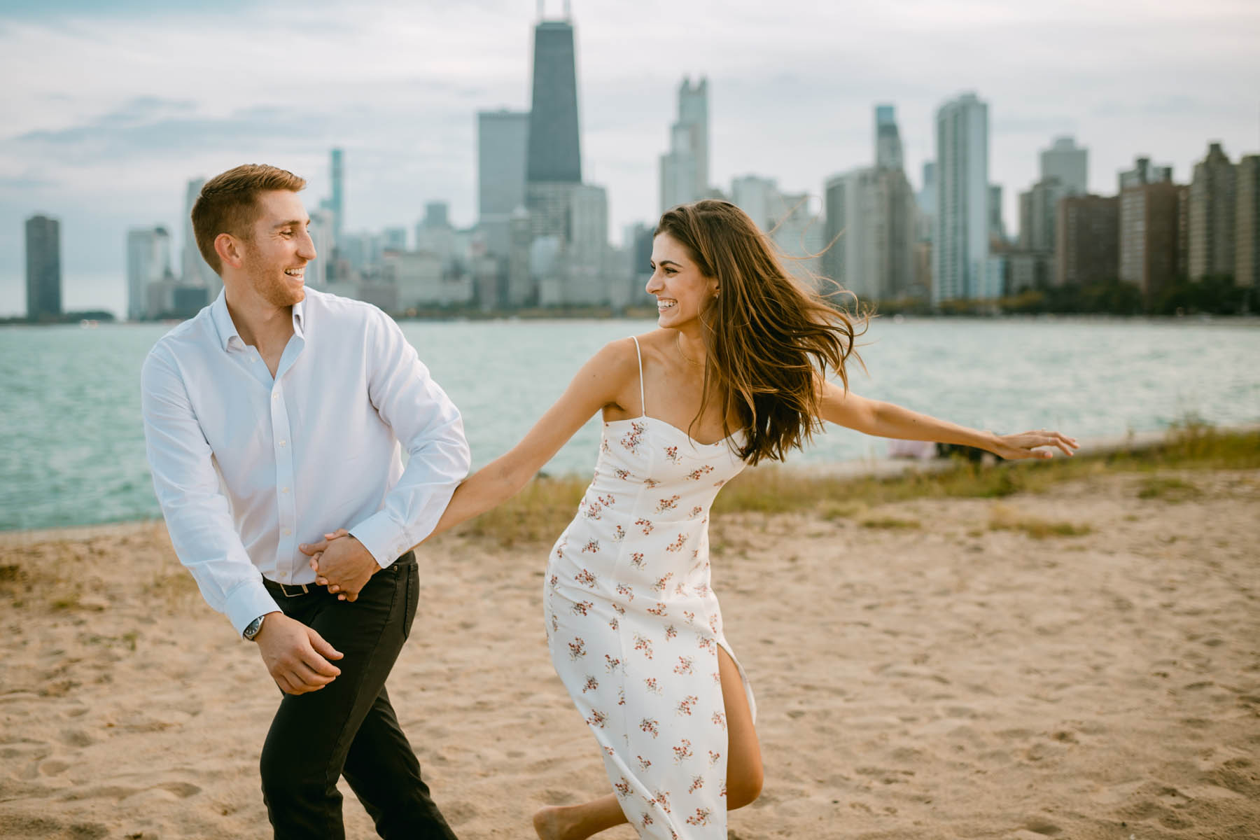 chicago summer engagement style