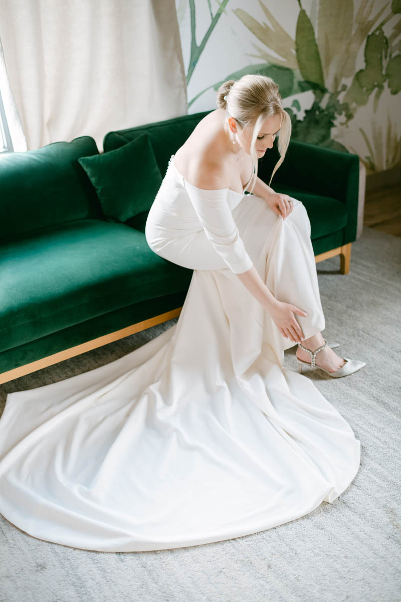 bride getting ready