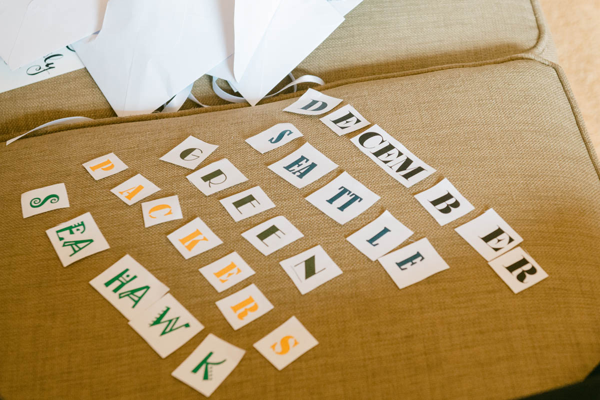 Groom gift of puzzle pieces.