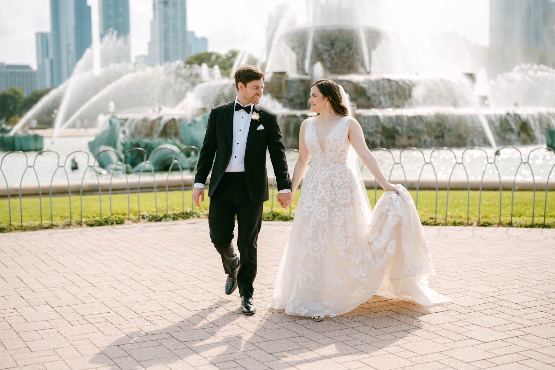 buckingham fountain wedding