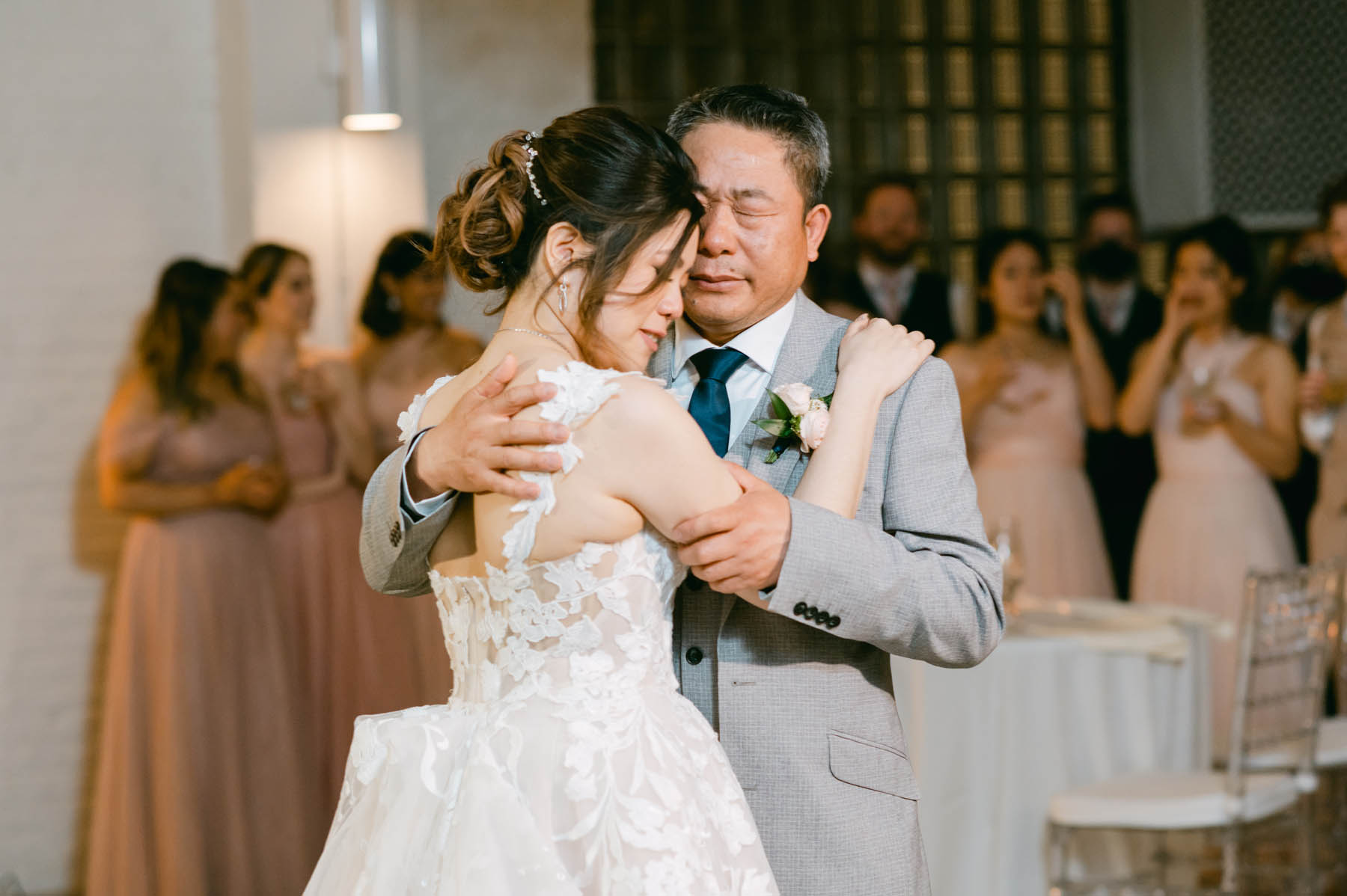 Bride dances with dad at Room 1520 wedding