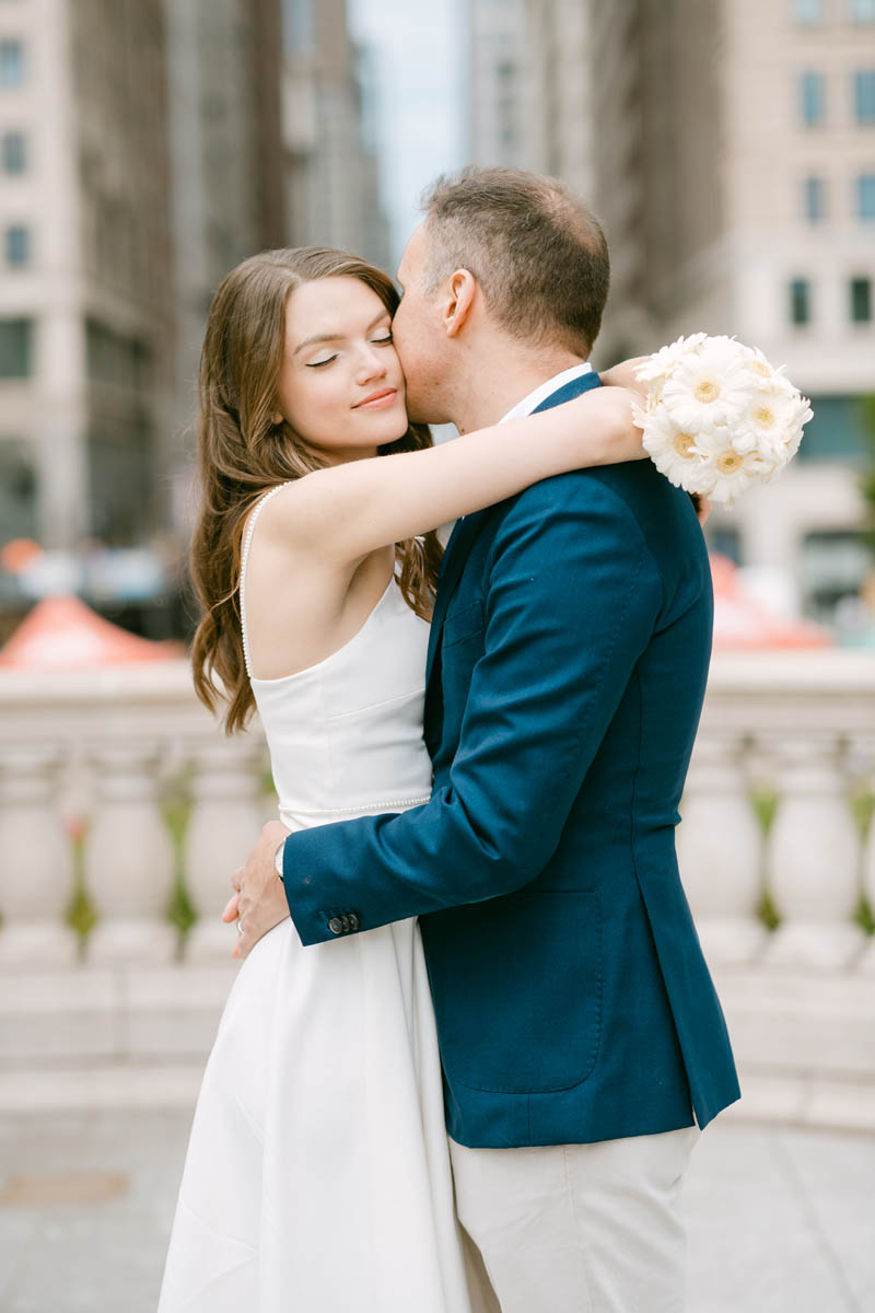 Light and airy chicago elopement