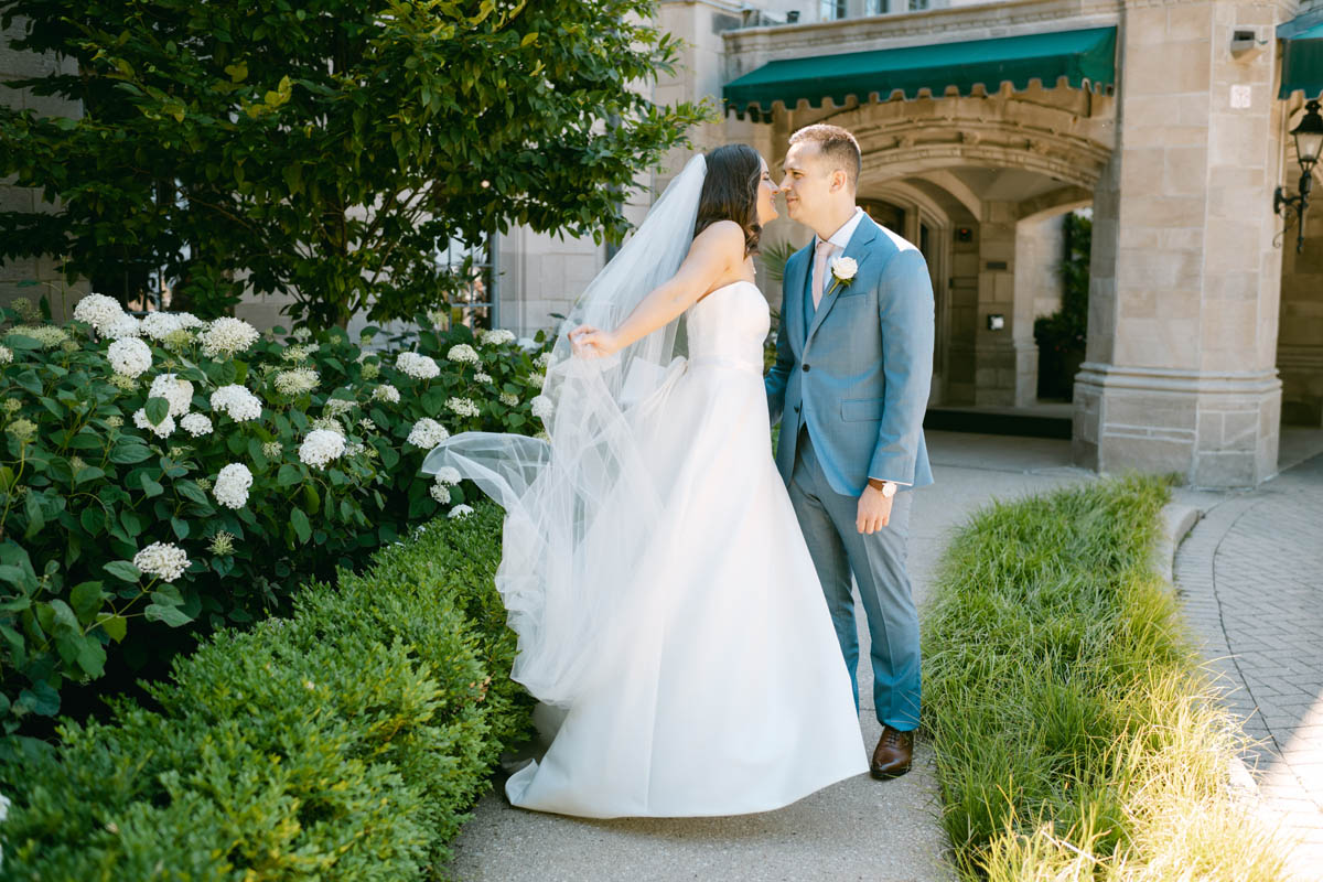 Light and airy Michigan Shores Club wedding
