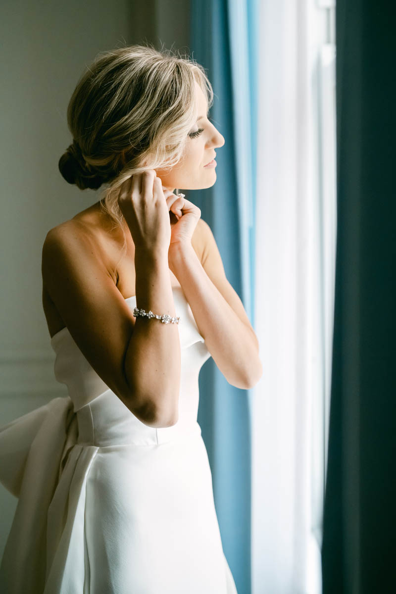 bride getting ready