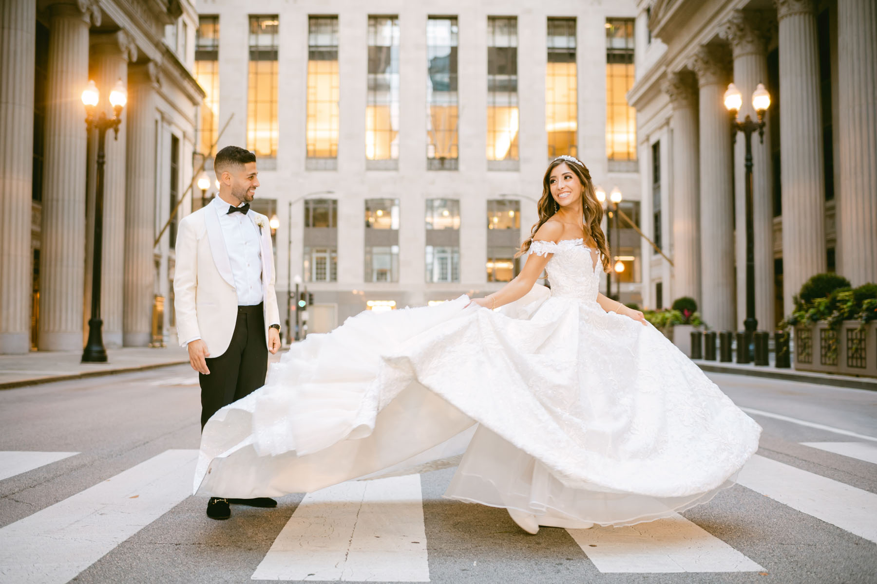 light and bright chicago board of trade wedding