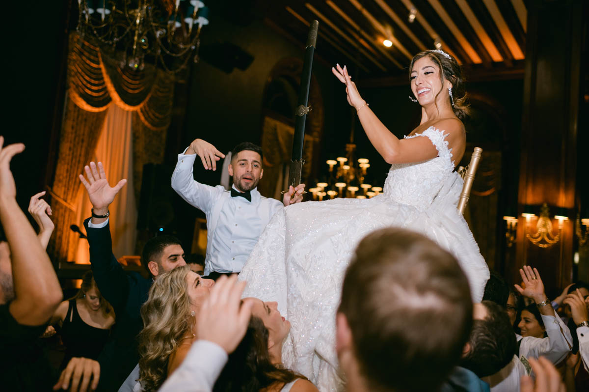 wedding dancing