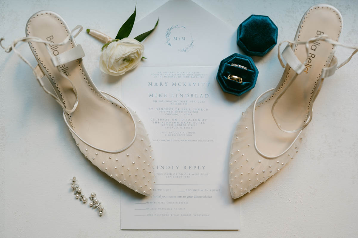 Wedding lay flat