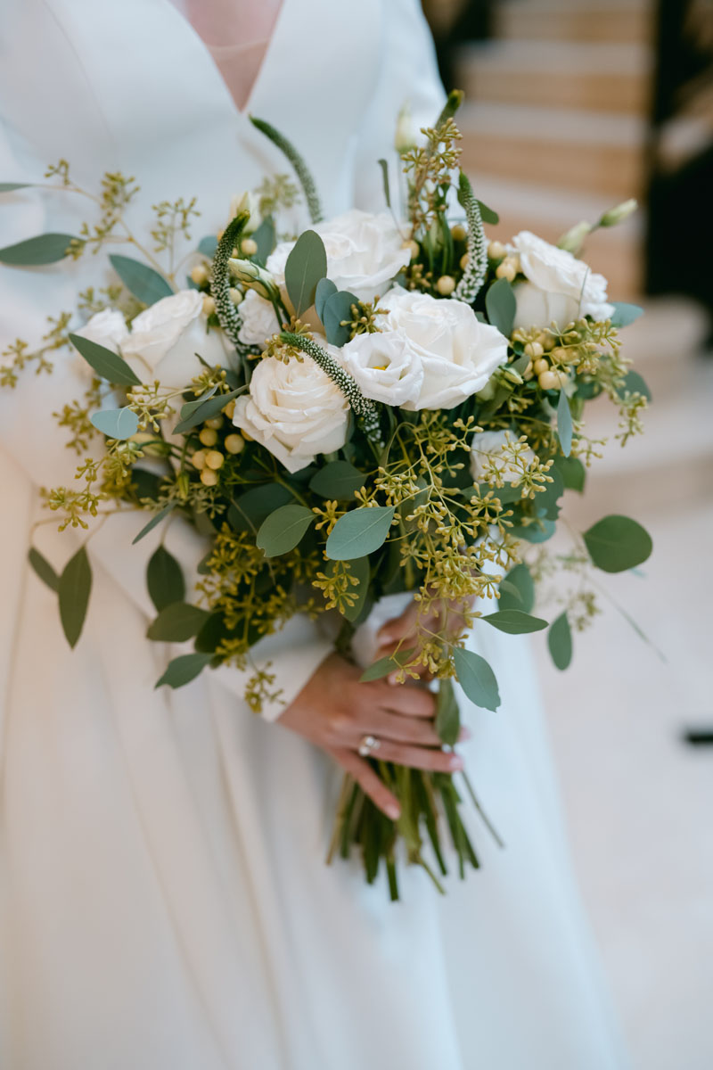 white wedding flowers