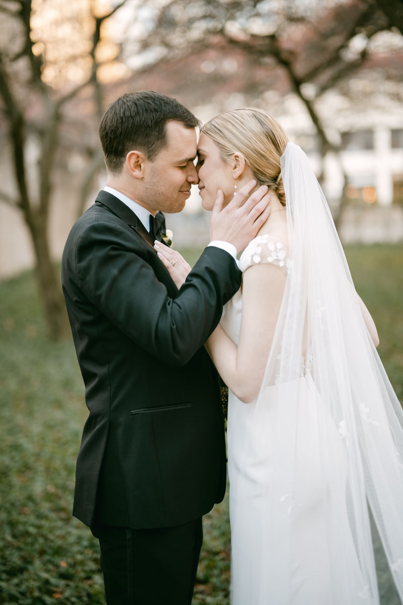 art institute of chicago garden wedding