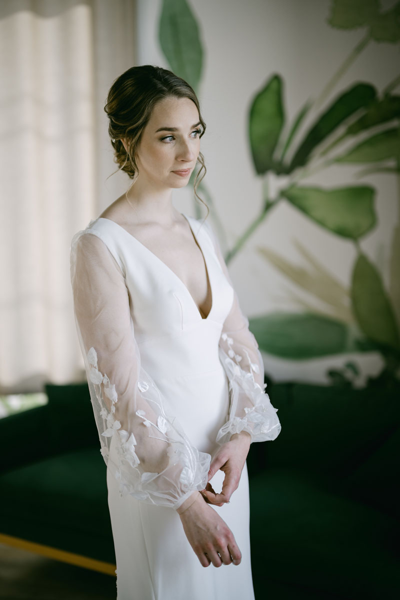 light and airy walden wedding chicago