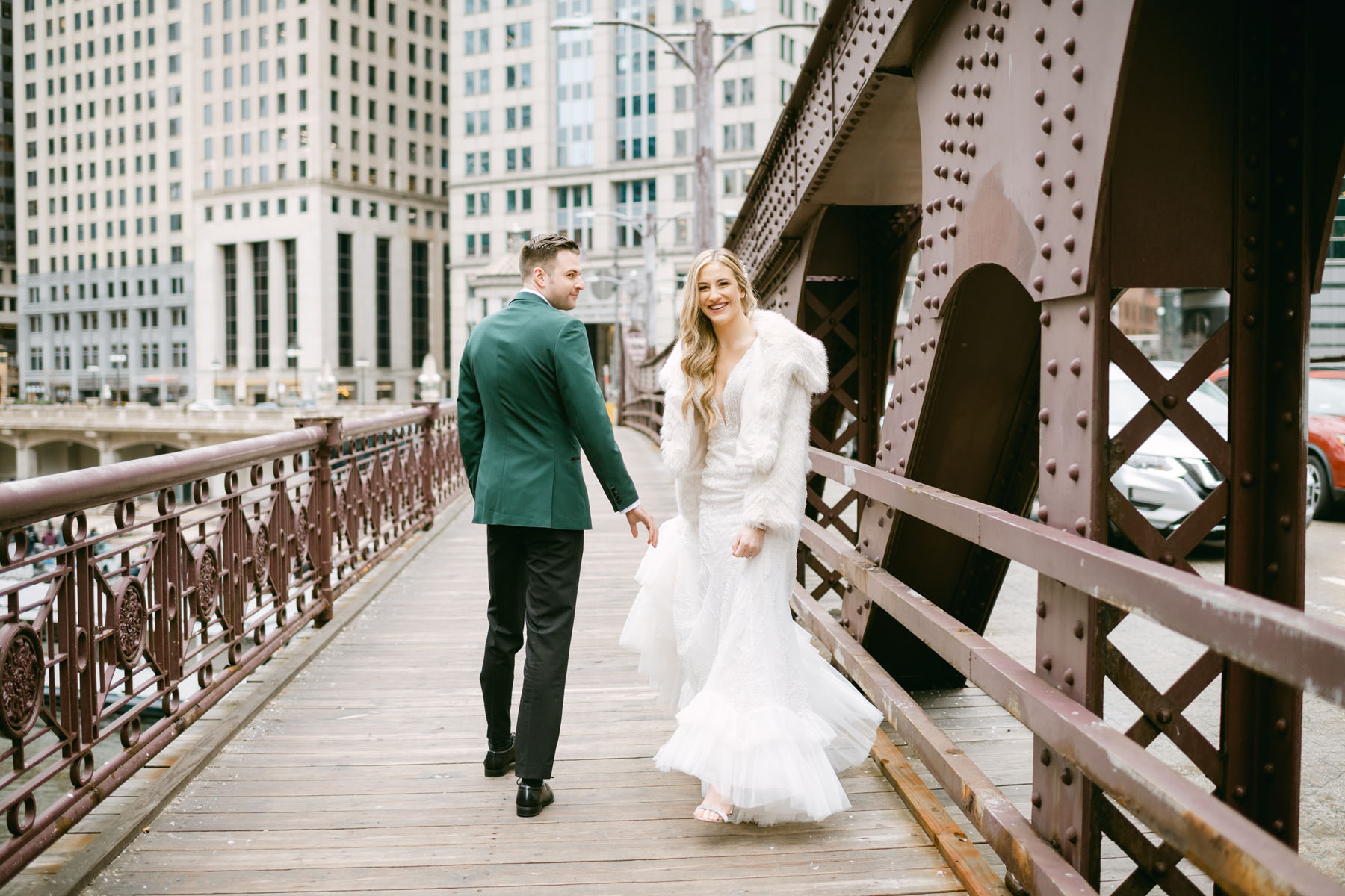 light and airy chicago wedding photographer emerald green winter wedding