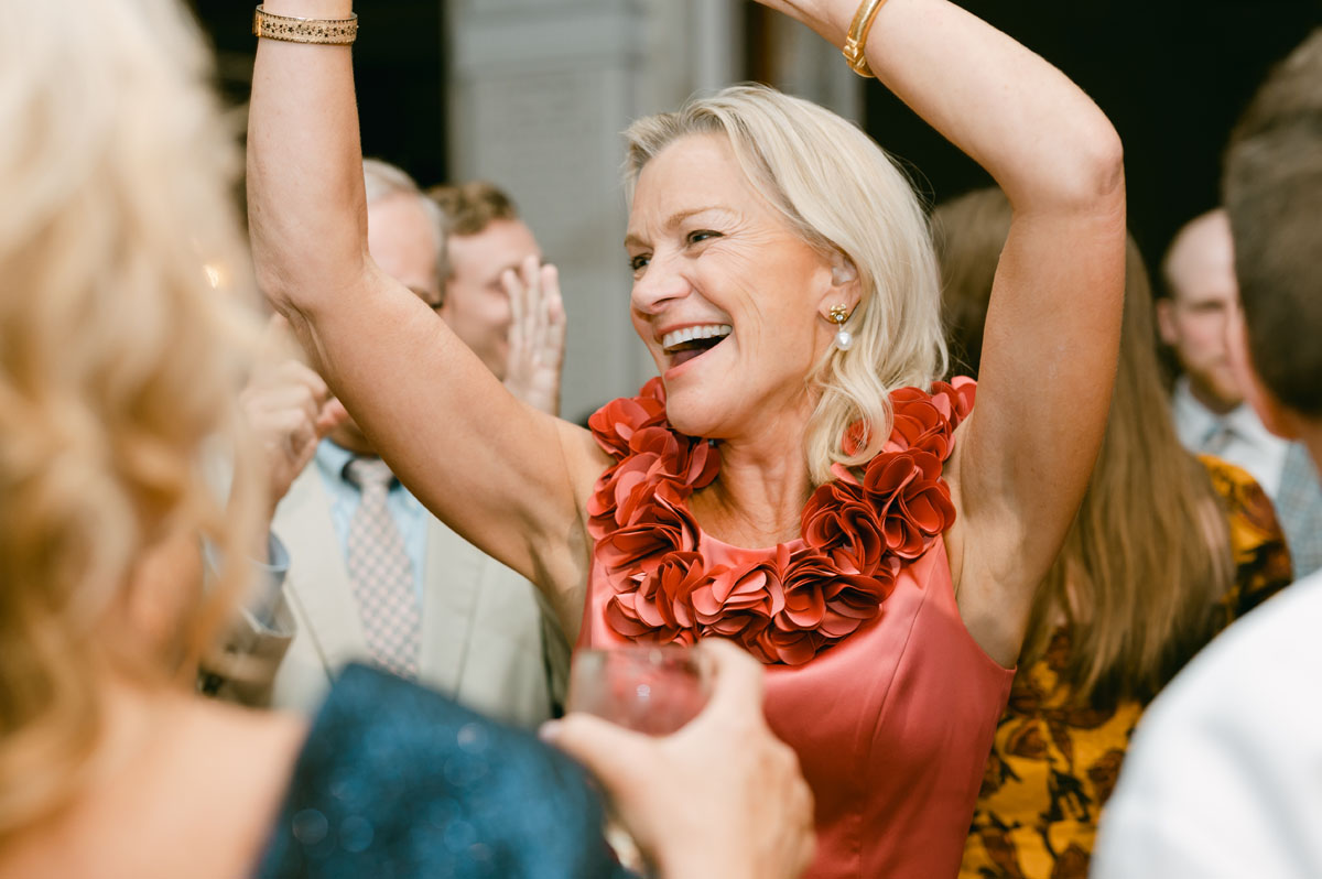 wedding guest dancing
