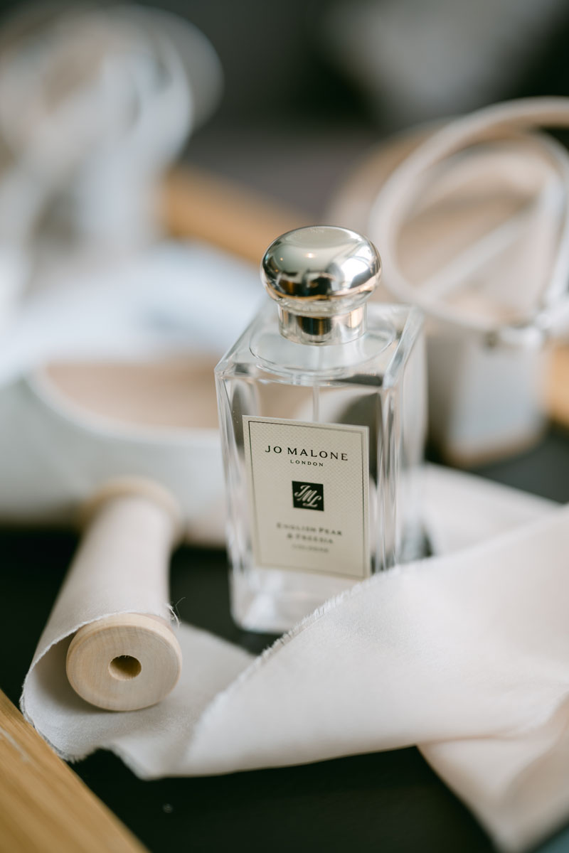 wedding details perfume bottle