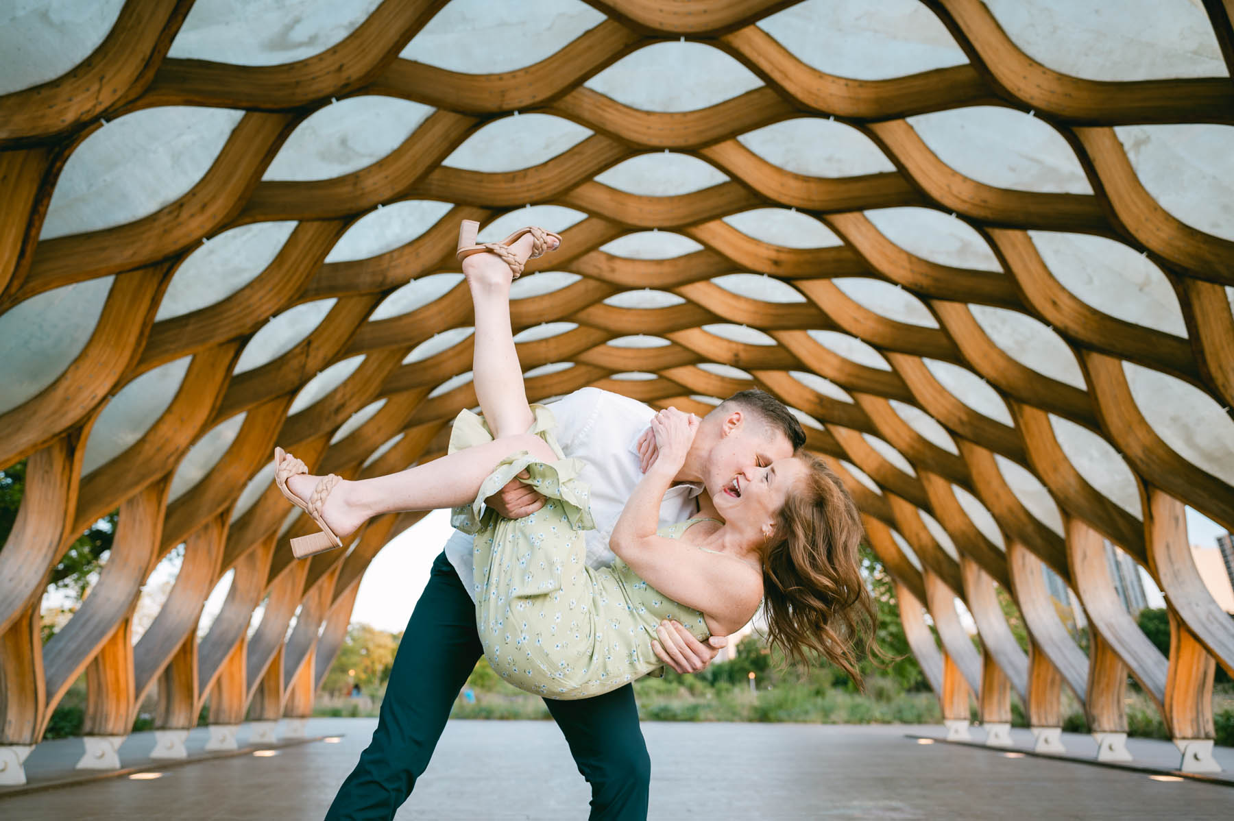 lincoln park honeycomb engagement light and bright photography