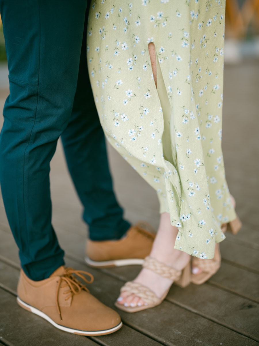 lincoln park engagement light and bright photographer