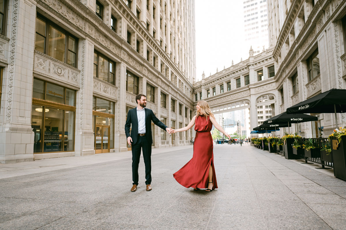 best chicago engagement spot light and bright photographer