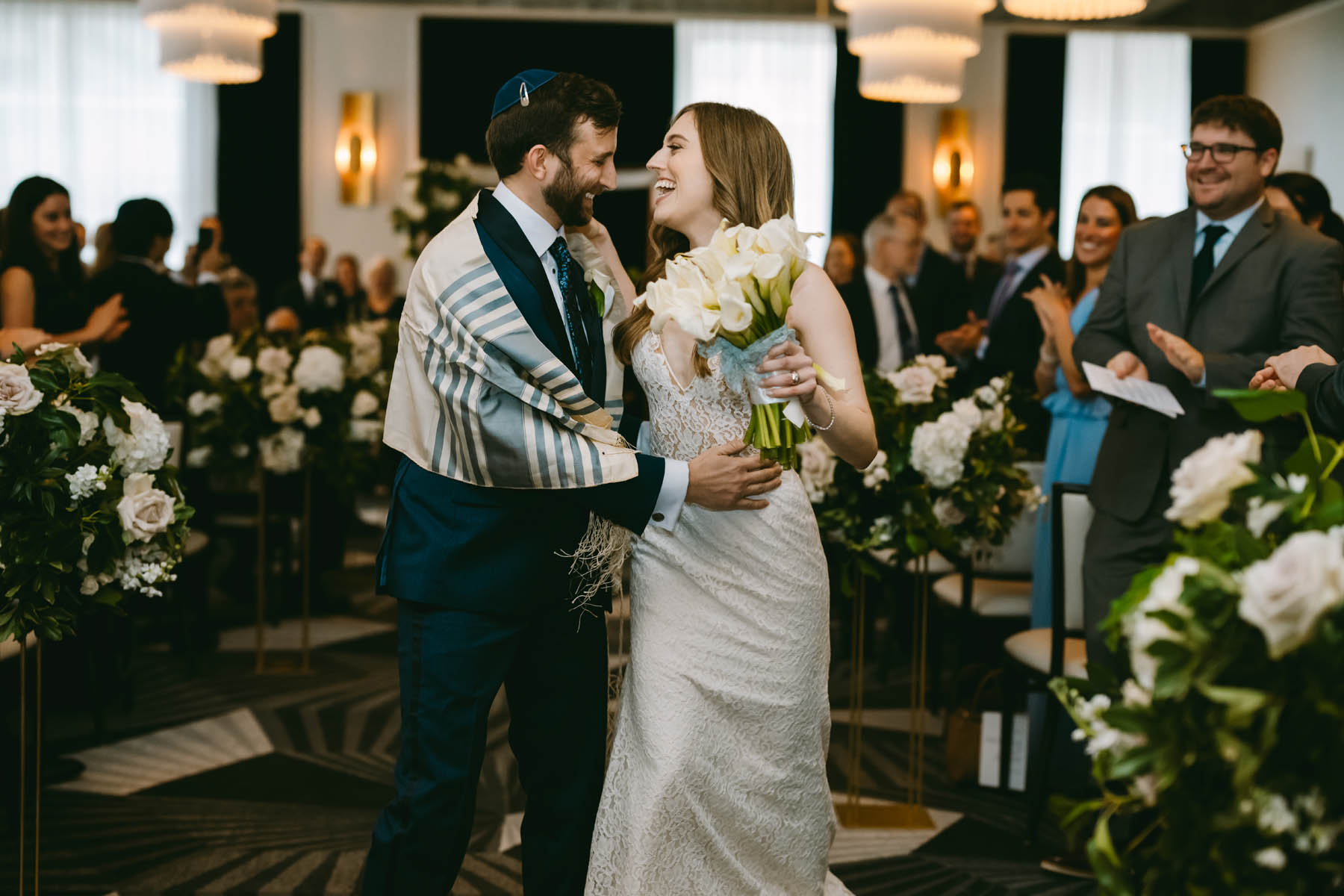 kimpton gray wedding jewish ceremony best chicago wedding photographer
