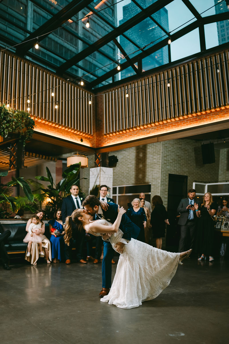 kimpton gray wedding first dance best chicago wedding photographer