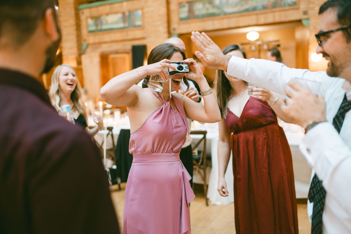 cafe brauer wedding ceremony photojournalistic wedding photographer
