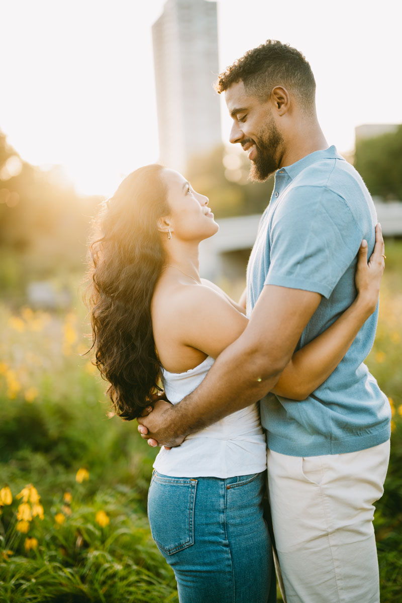 lincoln park light and bright sunset engagement photographer