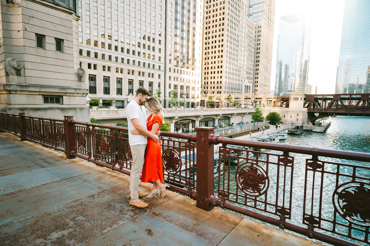 epic chicago riverwalk engagement spot light and bright photographer