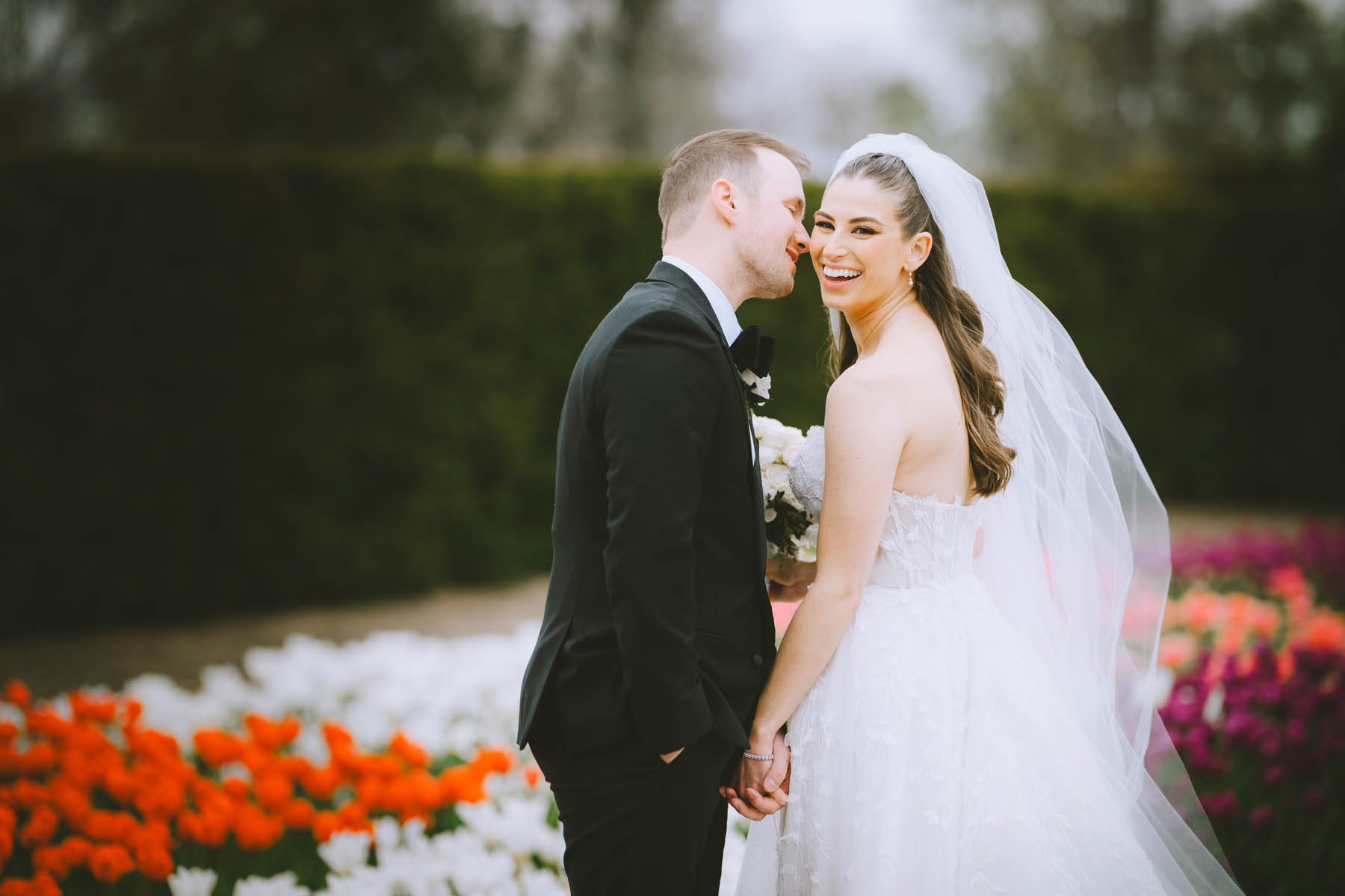 best true color photojournalistic chicago wedding photographer galleria marchetti wedding