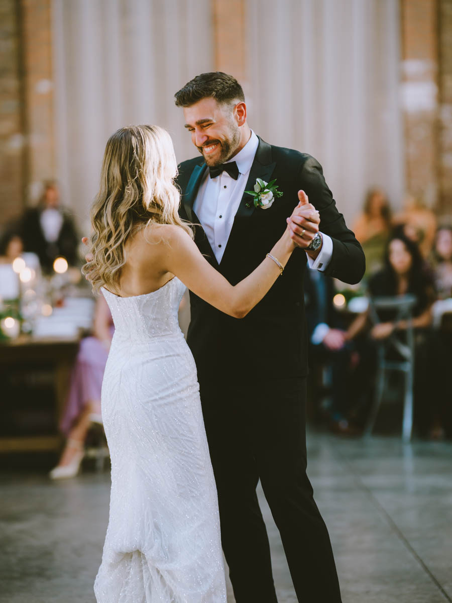 fairlie chicago wedding reception documentary light and bright photographer