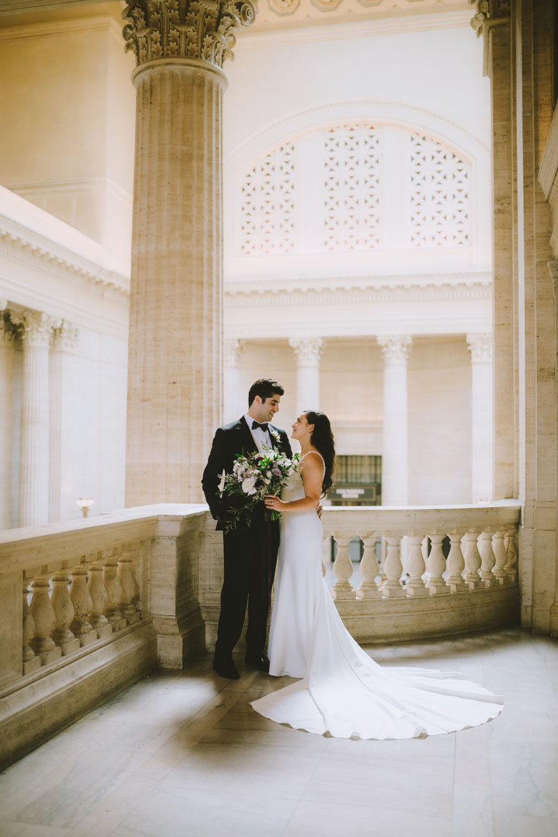 union station wedding chicago light and bright documentary photographer