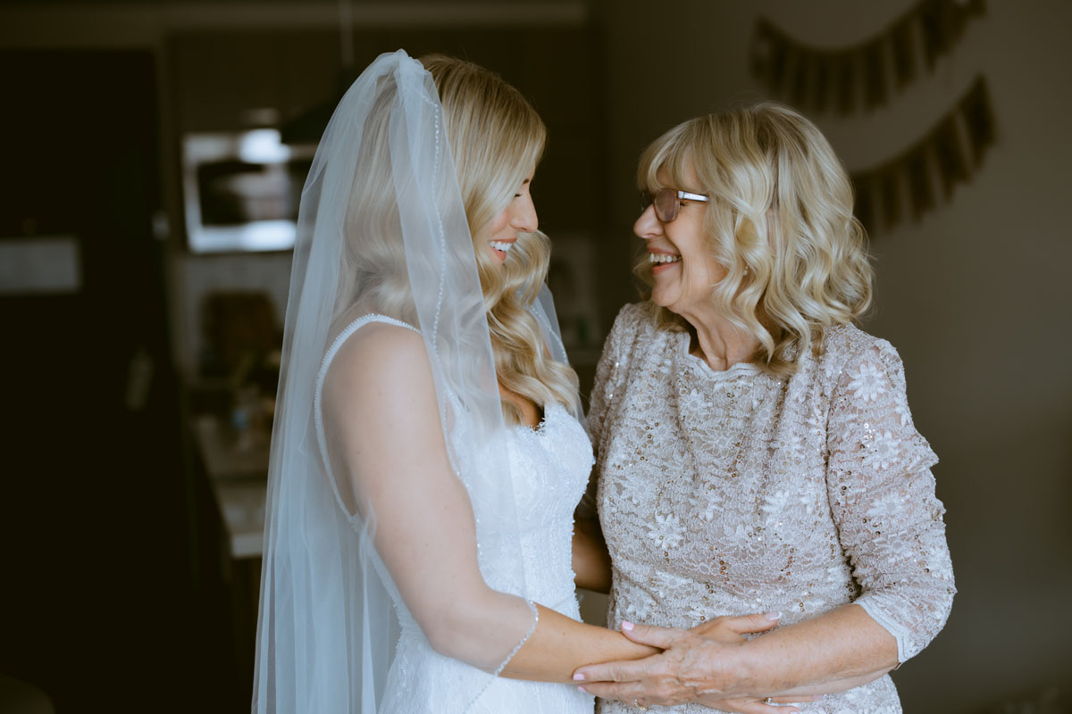 Hyatt House Bride Getting Ready