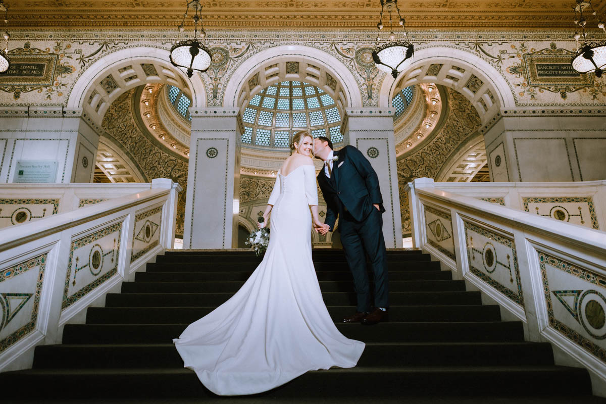 Light and vibrant Chicago Cultural Center Wedding Photos