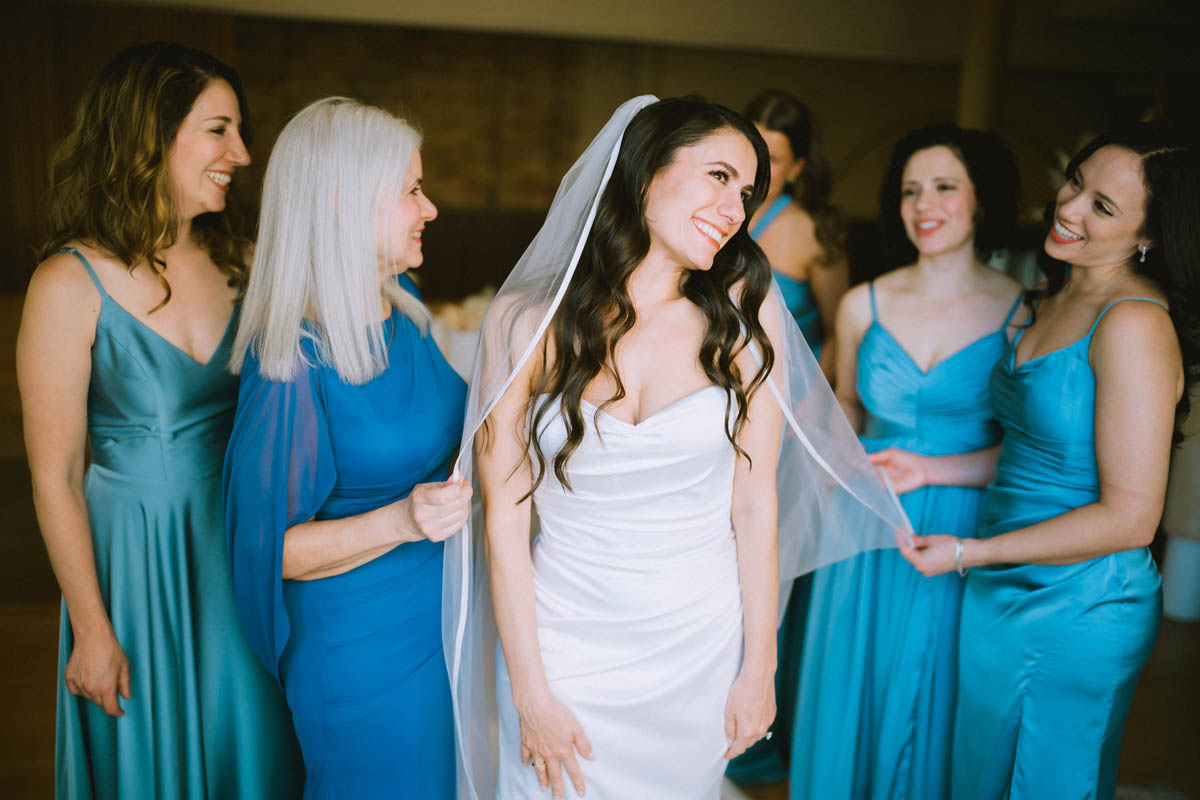 Elske wedding ceremony Chicago true color photography