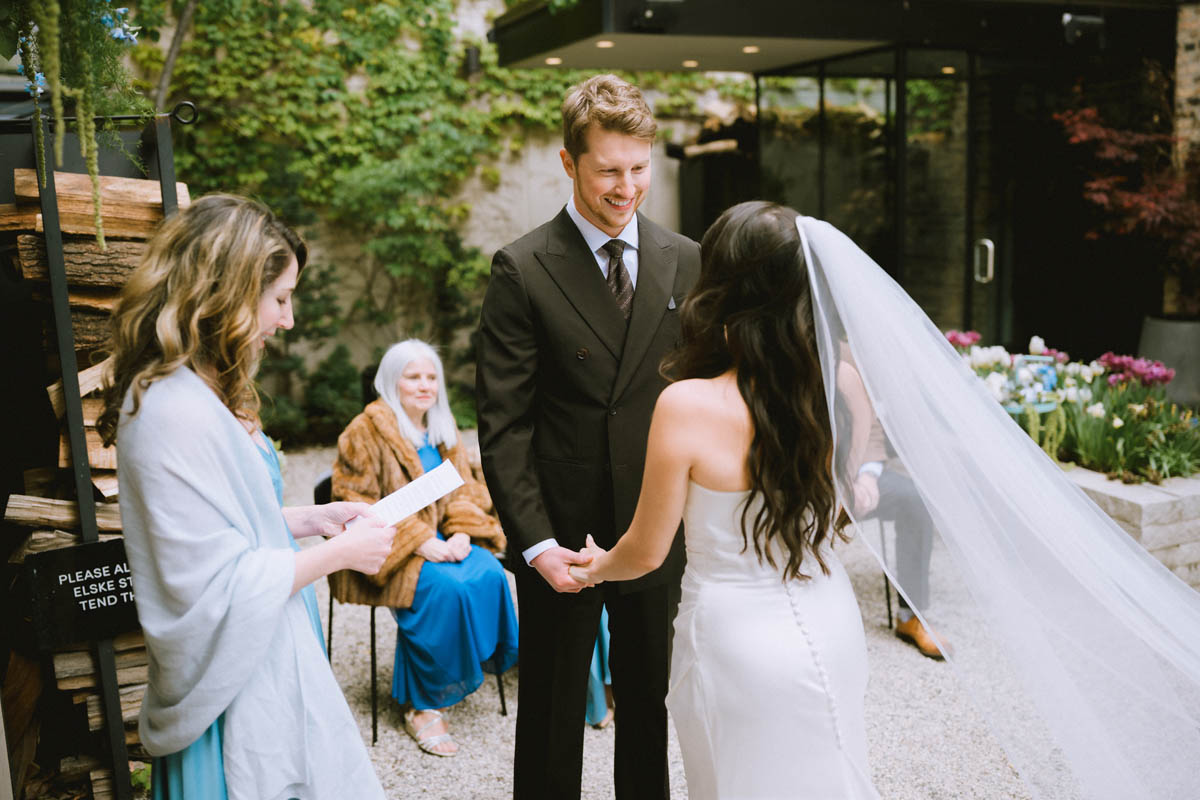 Elske wedding ceremony Chicago true color photography