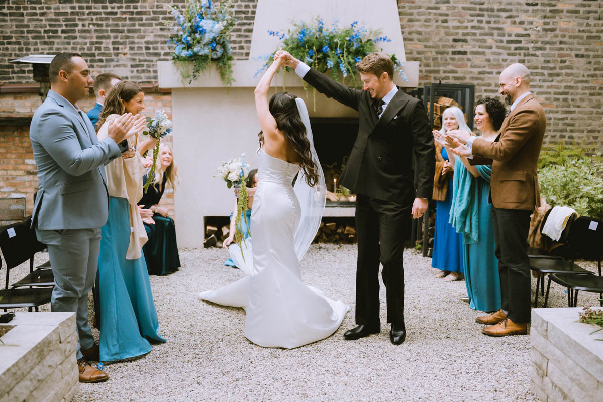 Elske wedding ceremony Chicago true color photography