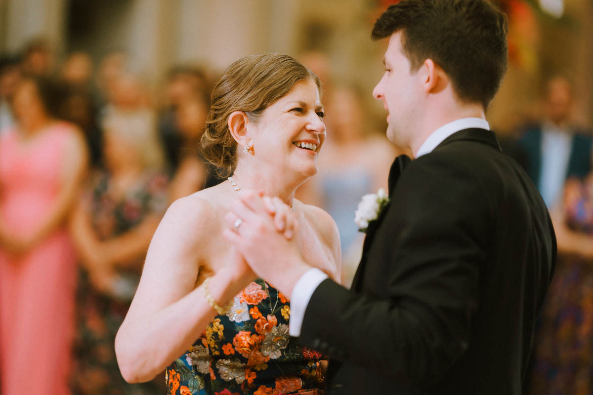 Groom dancing with his mom