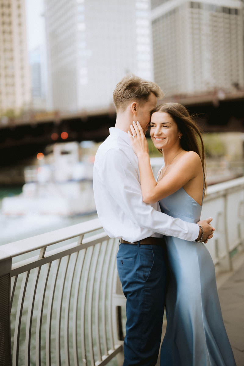 Chicago riverwalk embrace